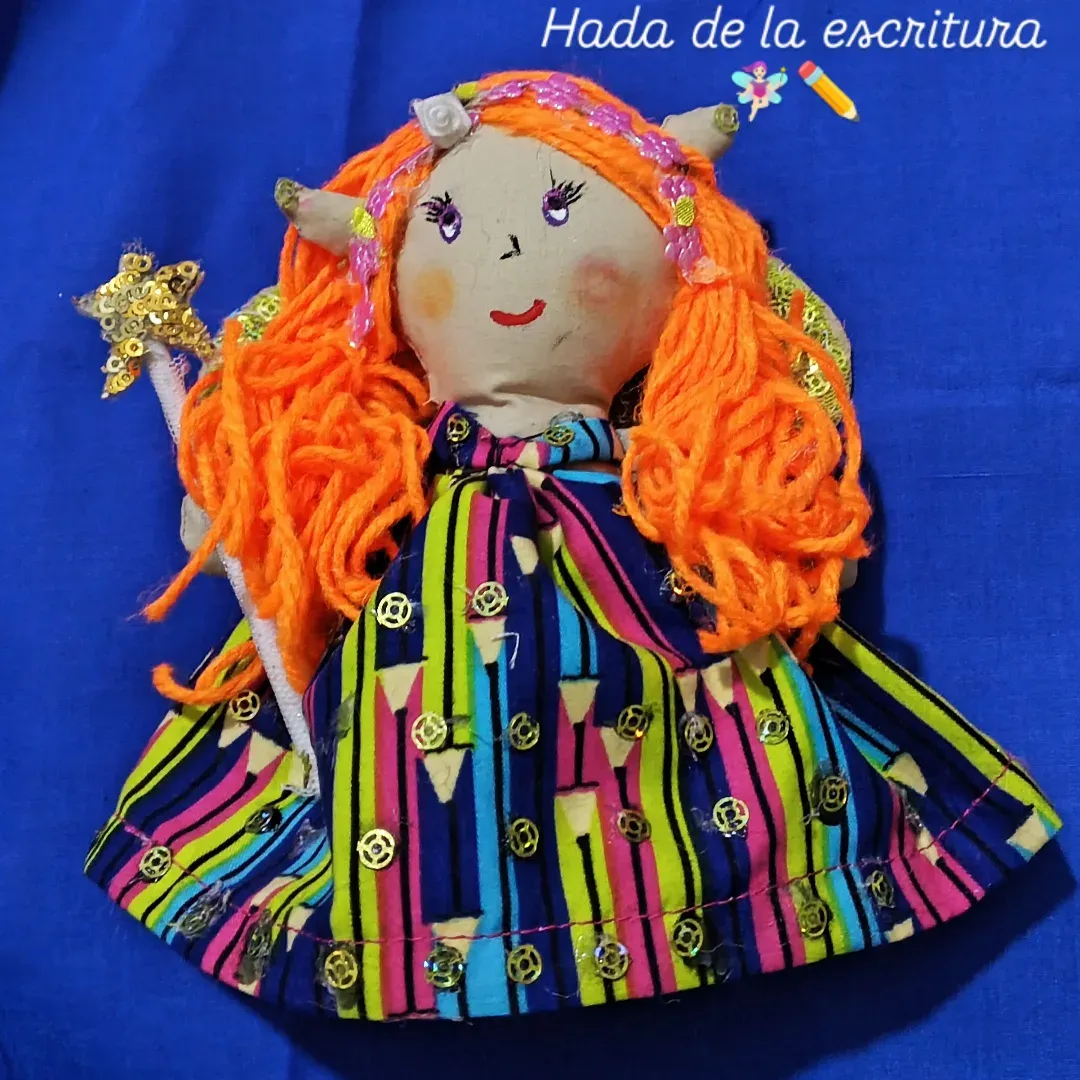 Muñeca de tela 10cm. Colección: Chiquis - Imagen 2