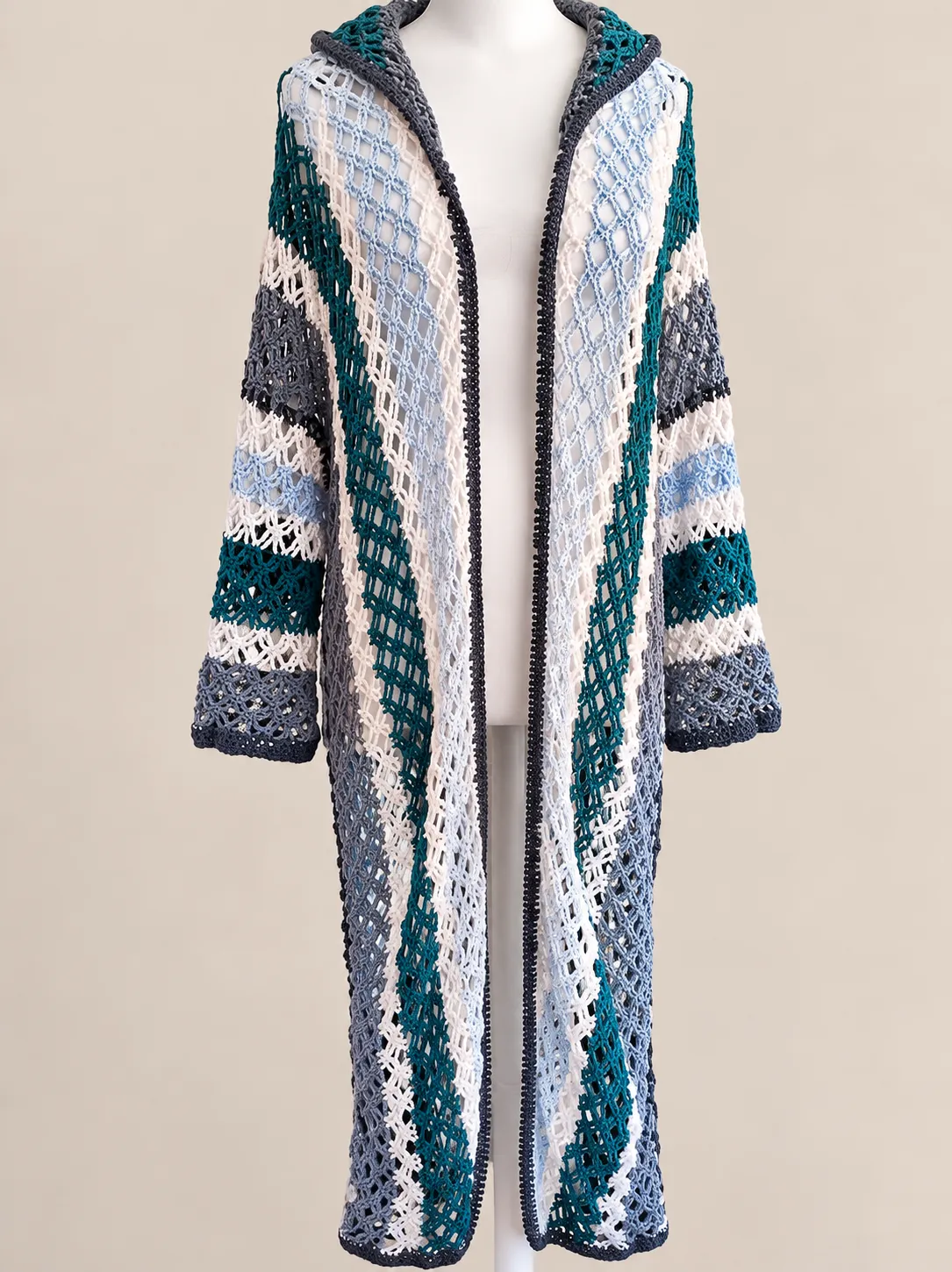kimono a rayas azules con capucha - Imagen 3