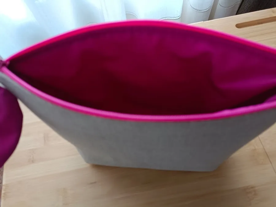 Neceser Floral Beige & Fucsia - Imagen 3
