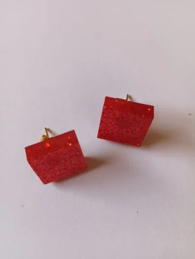 Pendientes Botón Cuadrados Rojos - Imagen 3