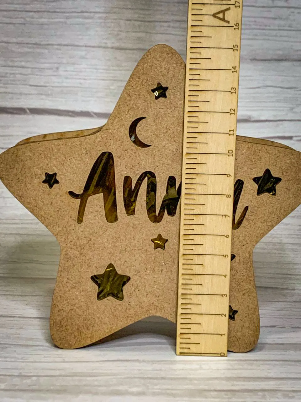 Lámpara LED estrella personalizada con nombre - Imagen 3